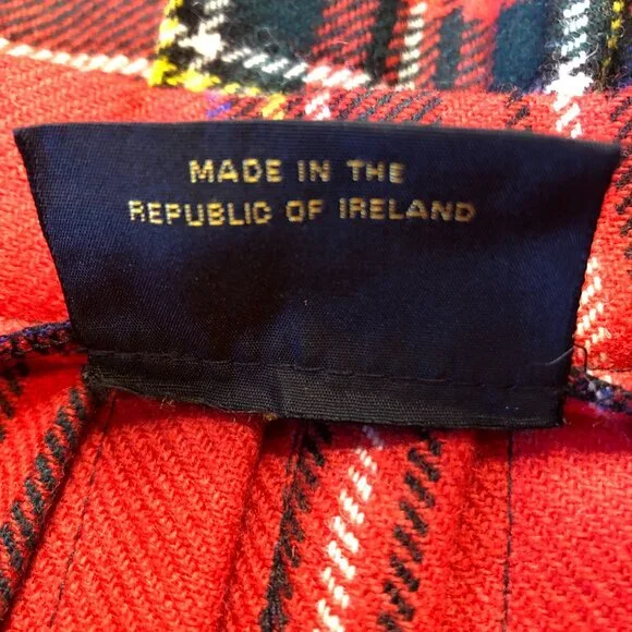 Vintage 100% Wool Skirt Kilt Tartan Plaid Pleated Irish Red Winter Fall Swiftie - Picture 2 of 11